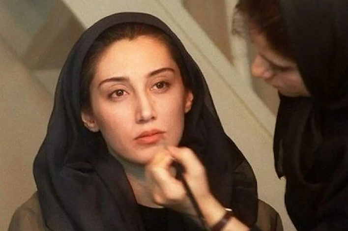 طعنه سنگین هدیه تهرانی به همکارانش: چطور با 10 نفر در یک سال ازدواج کنم و طلاق بگیرم؟