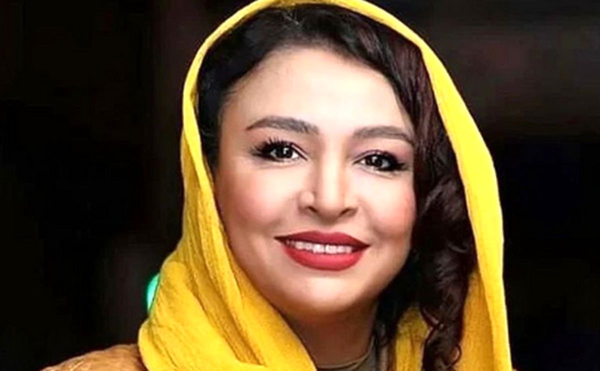 ۲ عکس تیپ دهه شصتی مه‌لقا باقری و ژاله صامتی در کنار عطاران در یک دورهمی