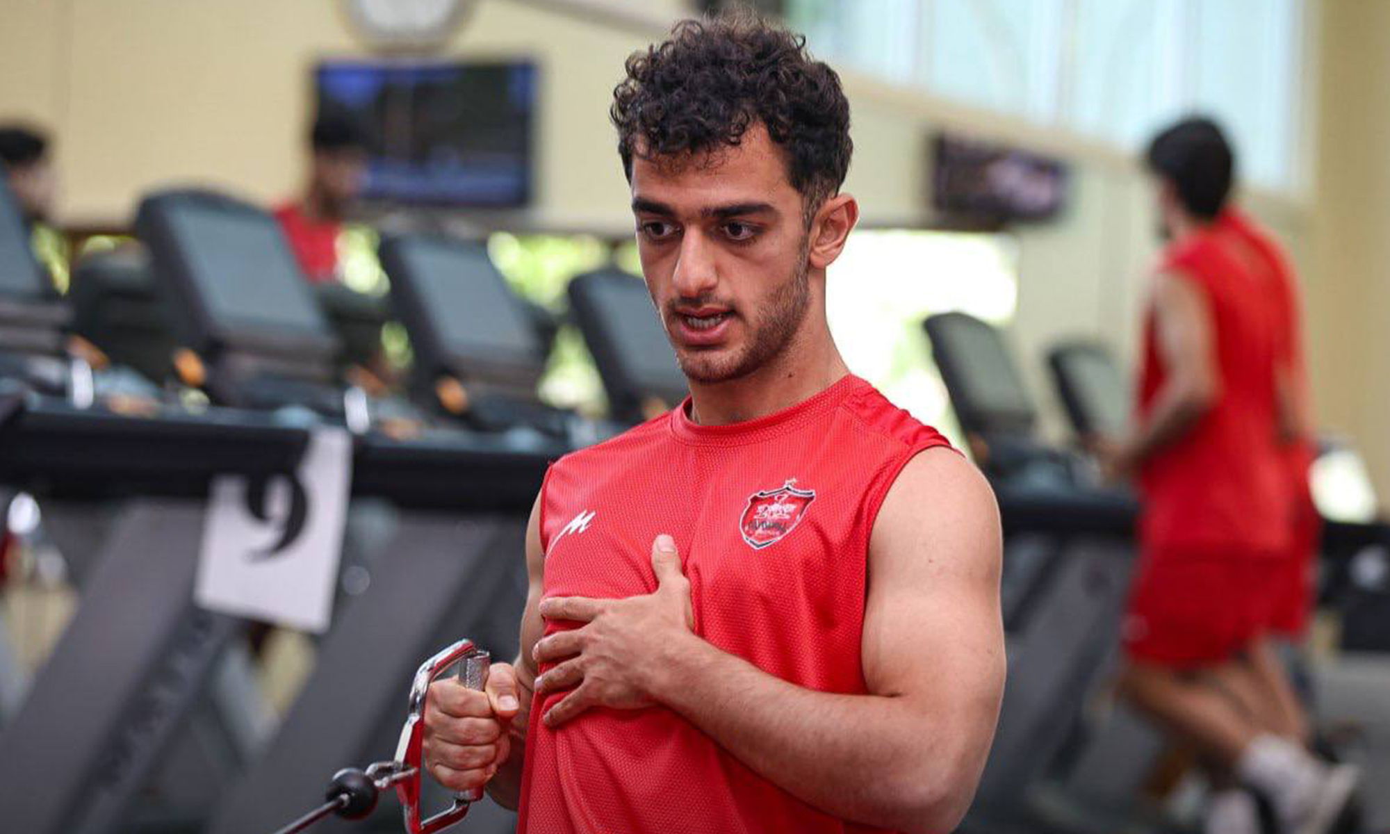 مج