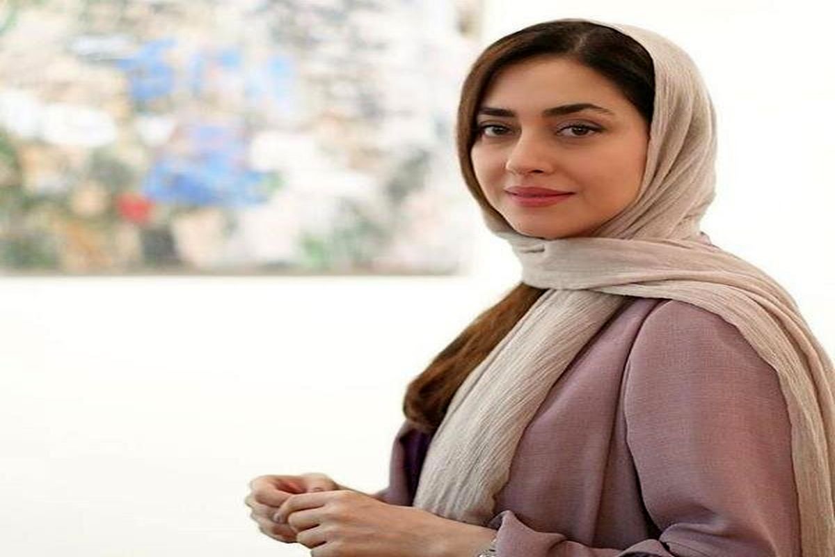 عکس/  بهاره کیان‌افشار در جشن تولد ۴۲ سالگی/ خانم بازیگر سال به سال جوانتر و زیباتر می شود
