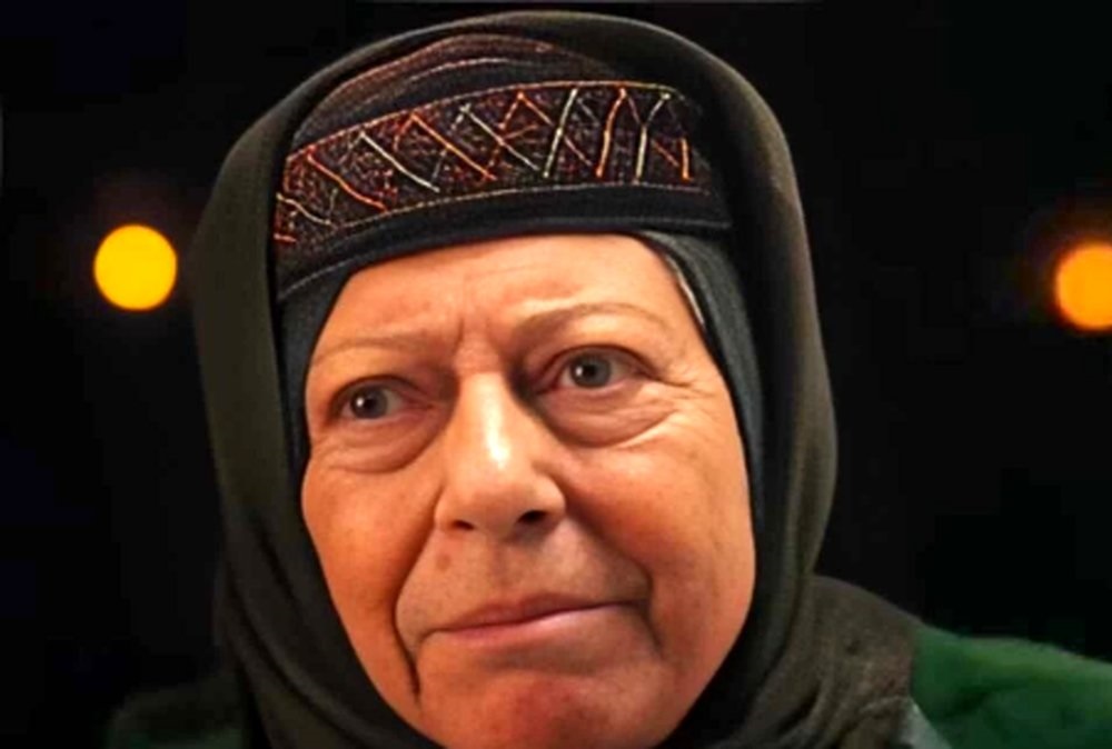 عکس/ سلفی جذاب ثریا قاسمی و پسرش داخل ماشین لوکسش شما را شگفت زده می کند