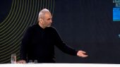 خیابانی:  آن ابا که امیر قطر بر روی دوش مسی انداخت می‌ارزید به صدها هزار دلار تبلیغ!
