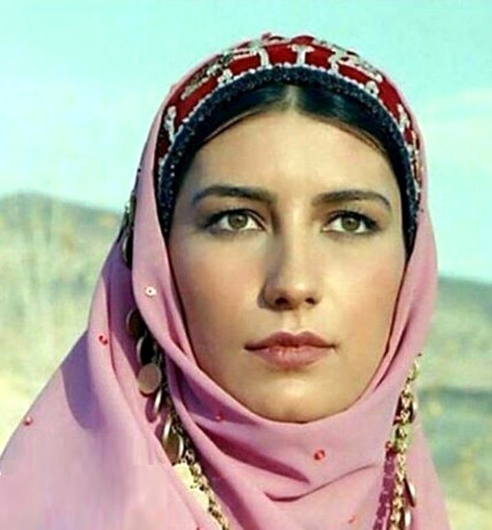 فریبا کوثری