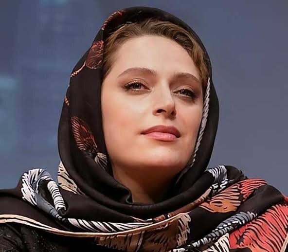 علاقه شدید خانم بازیگر به بازی با رضا عطاران