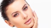 برای داشتن پوستی نرم و مرطوب چه کار‌هایی انجام می‌دهیم؟