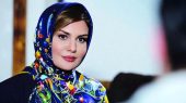 عکس/ تصویری جذاب از رز رضوی در کنار برج ایفل در سفر به فرانسه