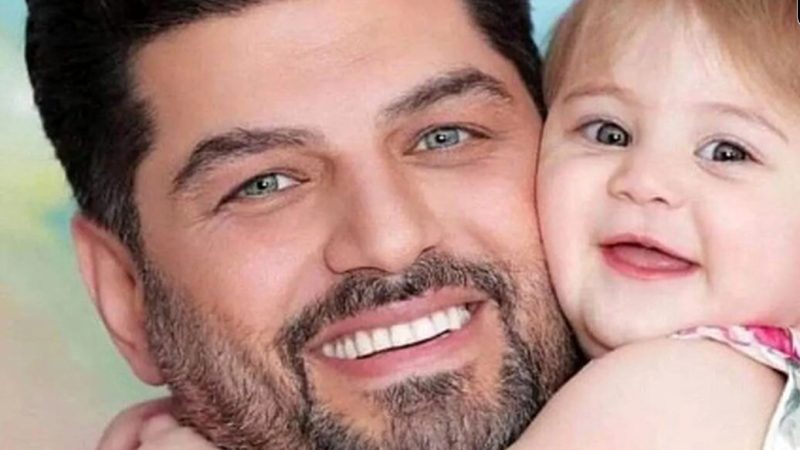 عکس/ دختر زیبای سام درخشانی با ست عروسکی لیمویی اش غوغا به پا کرد 