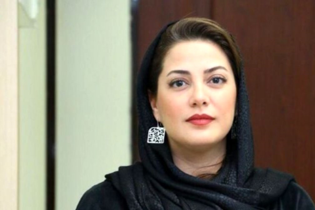 طناز طباطبایی