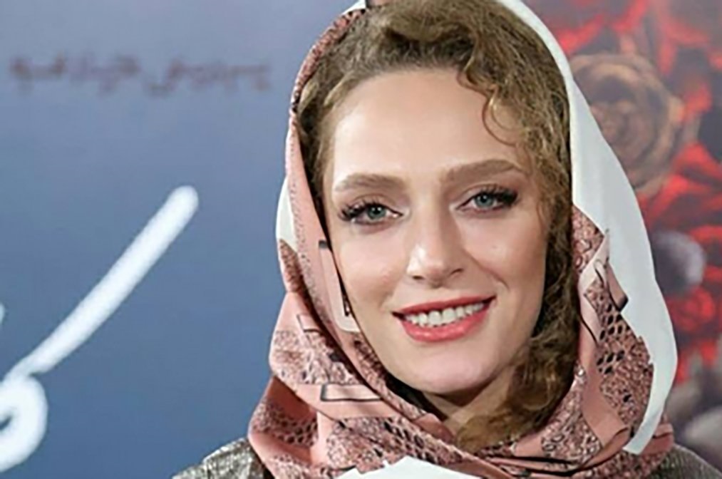 عکس/ تصویری عاشقانه از آقای کارگردان و نگین معتضدی سر صحنه فیلمبرداری فضای مجازی را ترکاند